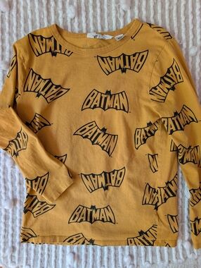 H&M Kids Batman Logo Long Sleeve Tee - Mustard Yellow-size 8/10